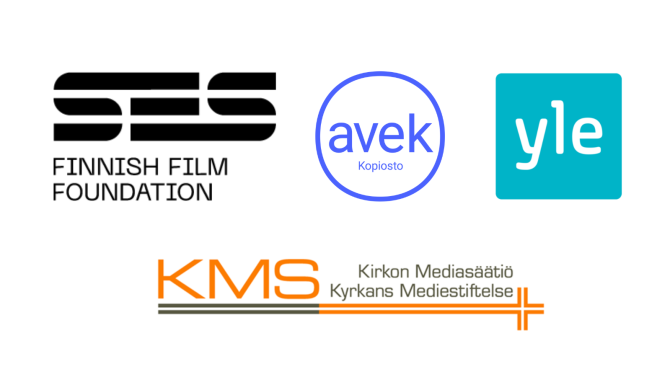 Suomen elokuvasäätiön logo, AVEKin logo, Ylen logo ja Kirkon mediasäätiön logo.